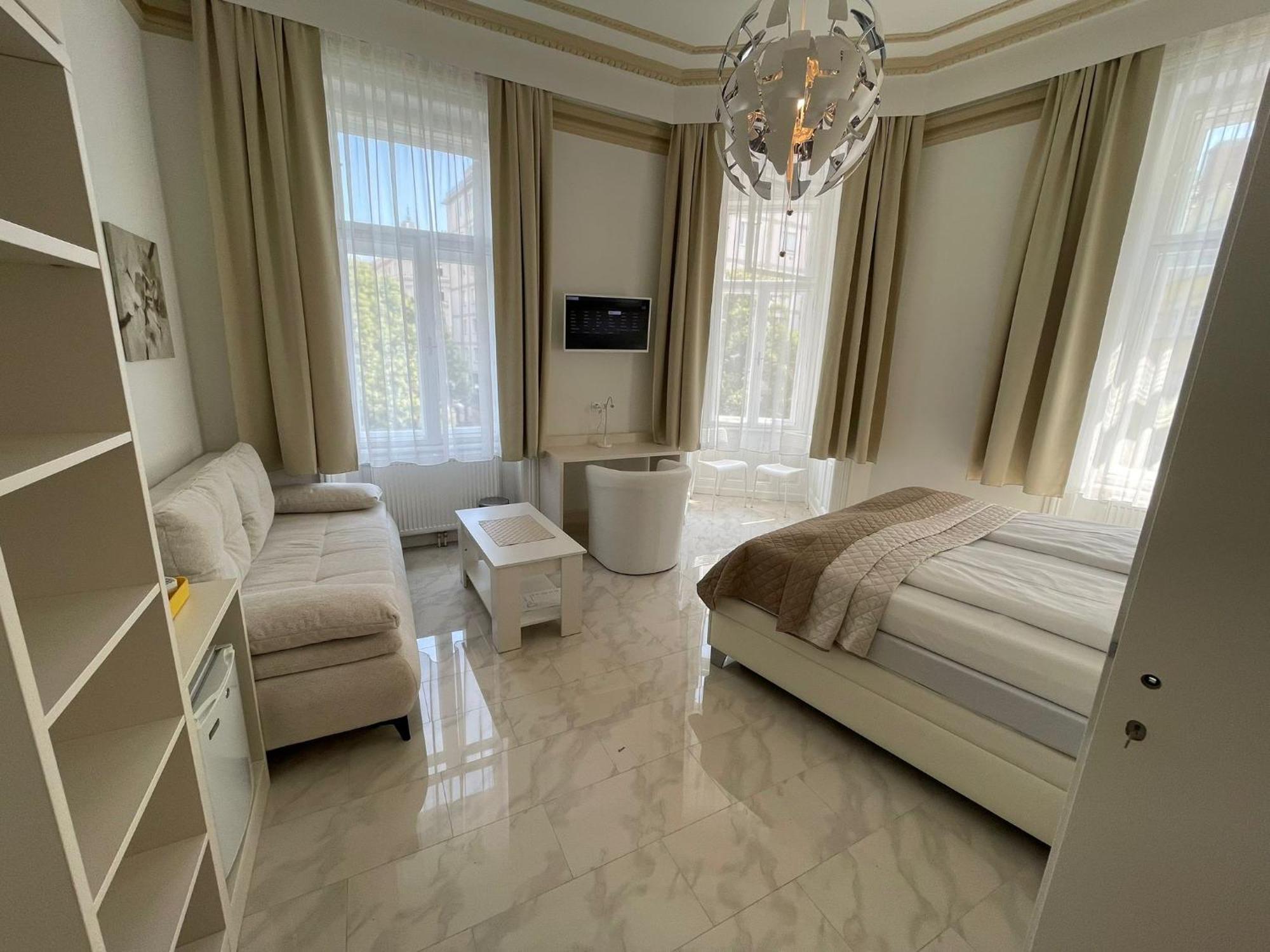 Ch-Hotel Luka Wiedeń Zewnętrze zdjęcie