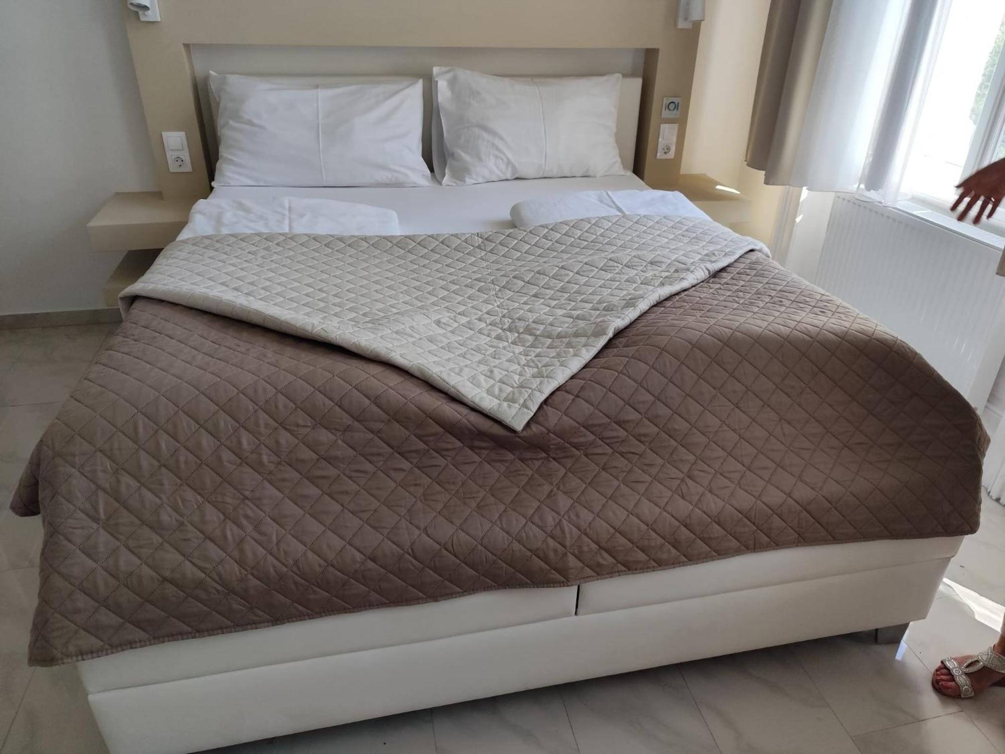 Ch-Hotel Luka Wiedeń Zewnętrze zdjęcie