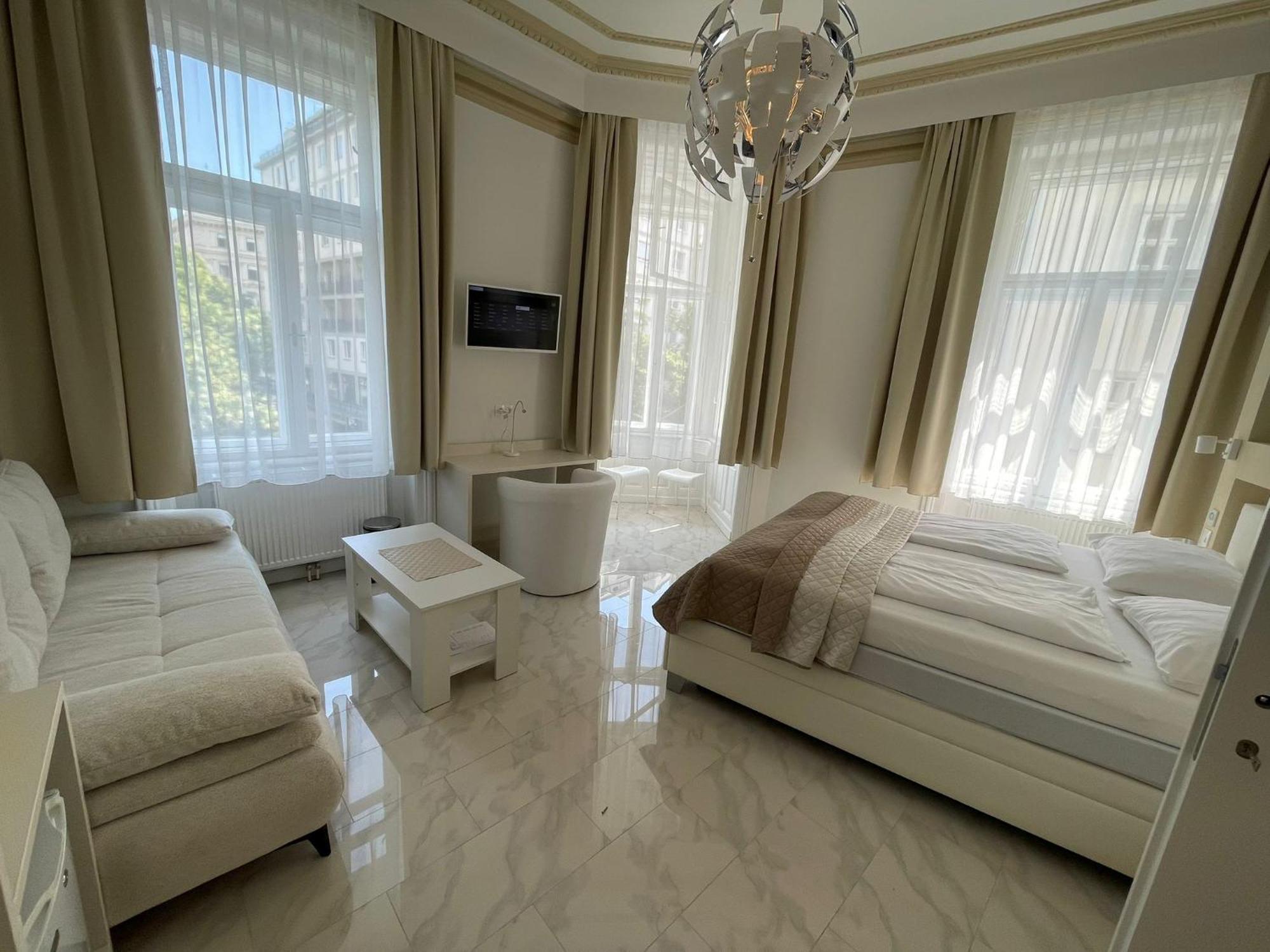 Ch-Hotel Luka Wiedeń Zewnętrze zdjęcie